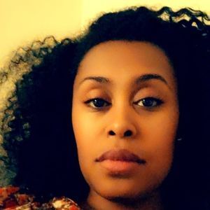 Meet your Posher, Shakira